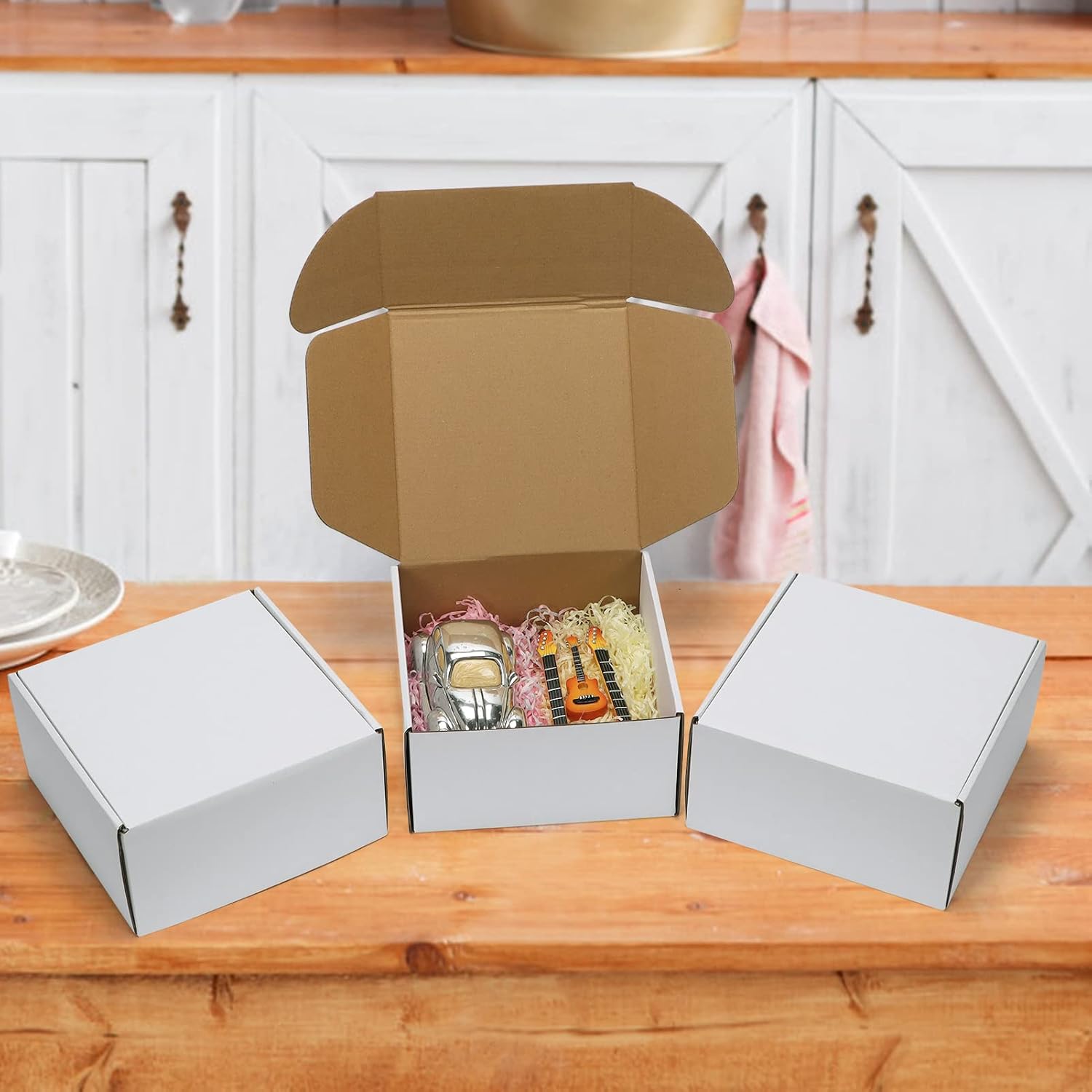 RLAVBL 25 Stück weiße Versandkartons mit den Maßen 22,9 x 15,3 x 10,2 cm für den Versand von Gegenständen, Spielzeug und Geschenken